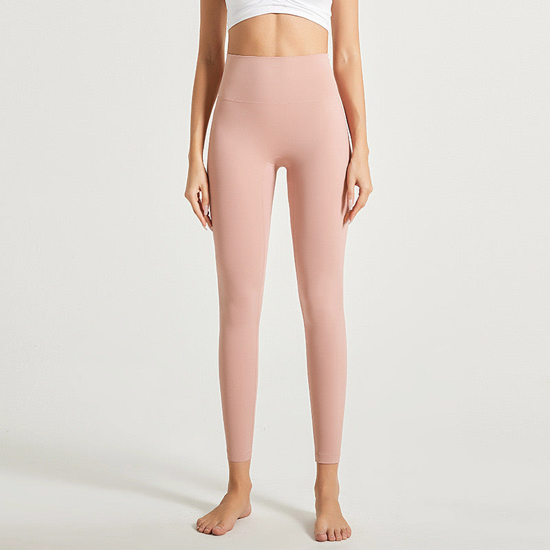 Essentials Leggings